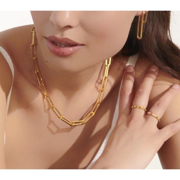 With Love Darling, Mia Necklace, NWT - Picture 5 of 7